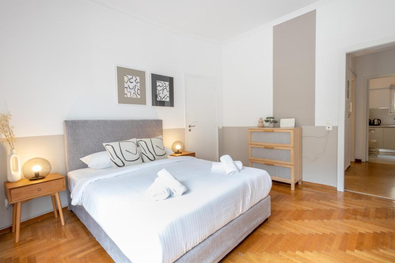 Spacious High-Ceiling 2-Bedroom By Acropolis Museum Athen Eksteriør billede