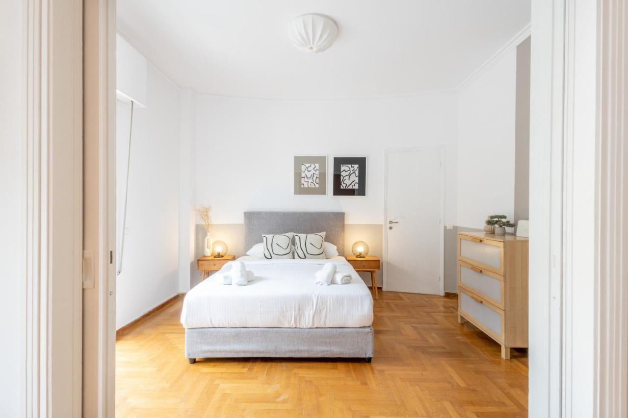 Spacious High-Ceiling 2-Bedroom By Acropolis Museum Athen Eksteriør billede